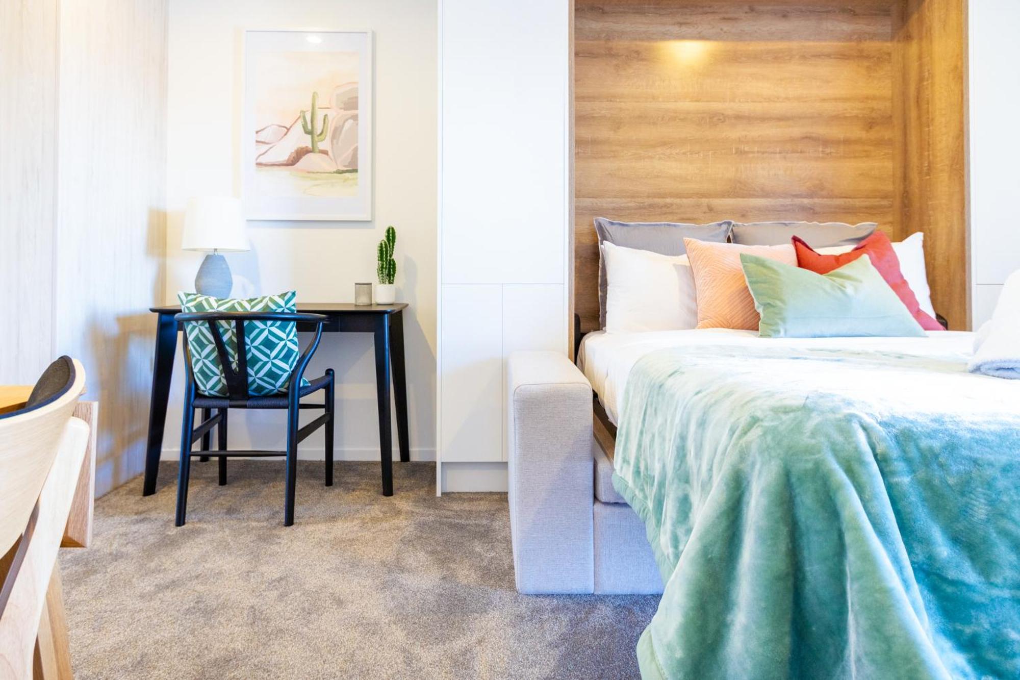 City Living: Upper Studio Haven On Wilmer Крайстчърч Екстериор снимка